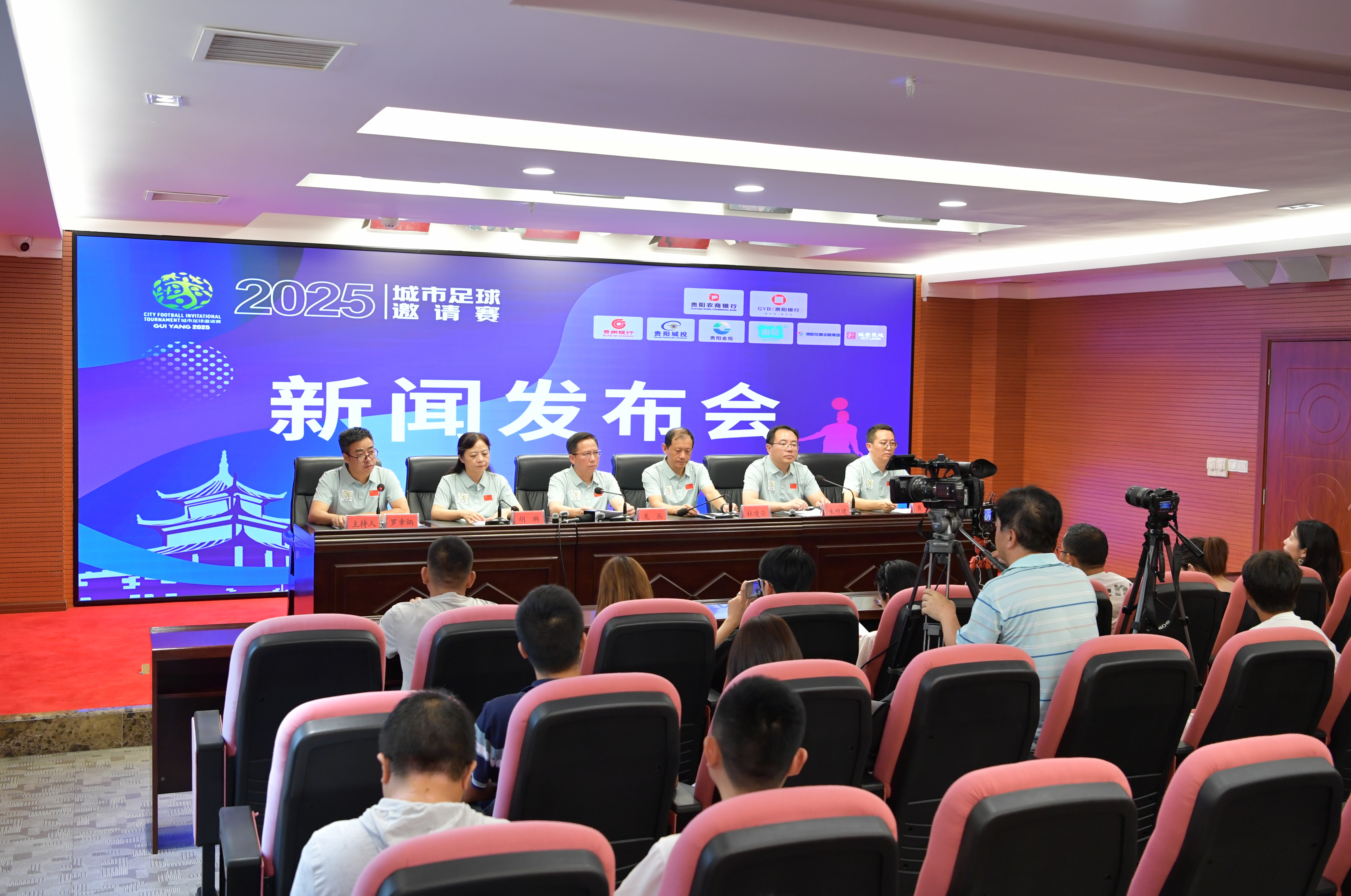 埃及媒体：马尔穆什因与女友订婚将缺席对乌兹别克斯坦的比赛